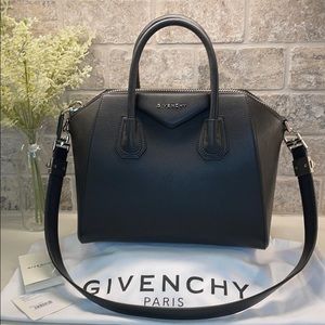Givenchy
Antigona Leather Satchel